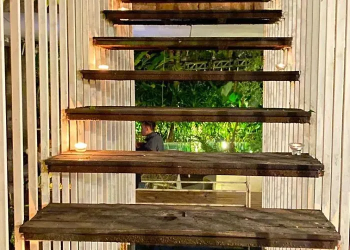 The Hide (adults Only) Hostel *