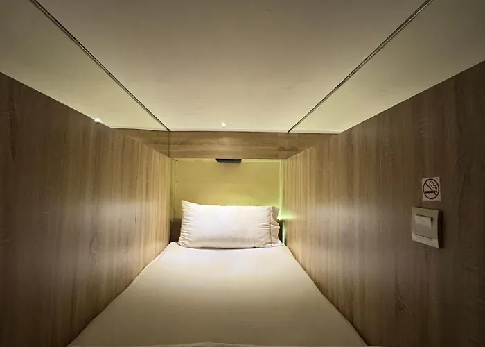 The Hide (adults Only)
